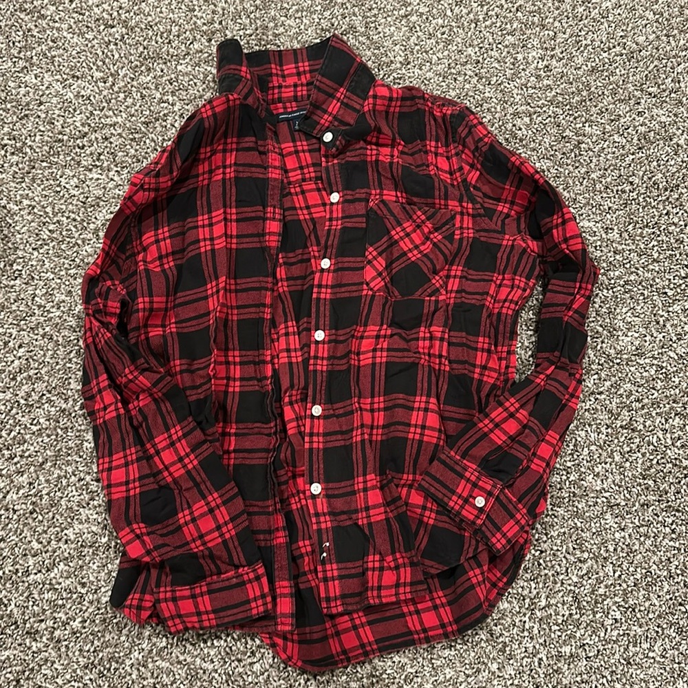 American Eagle Black and Red Flannel